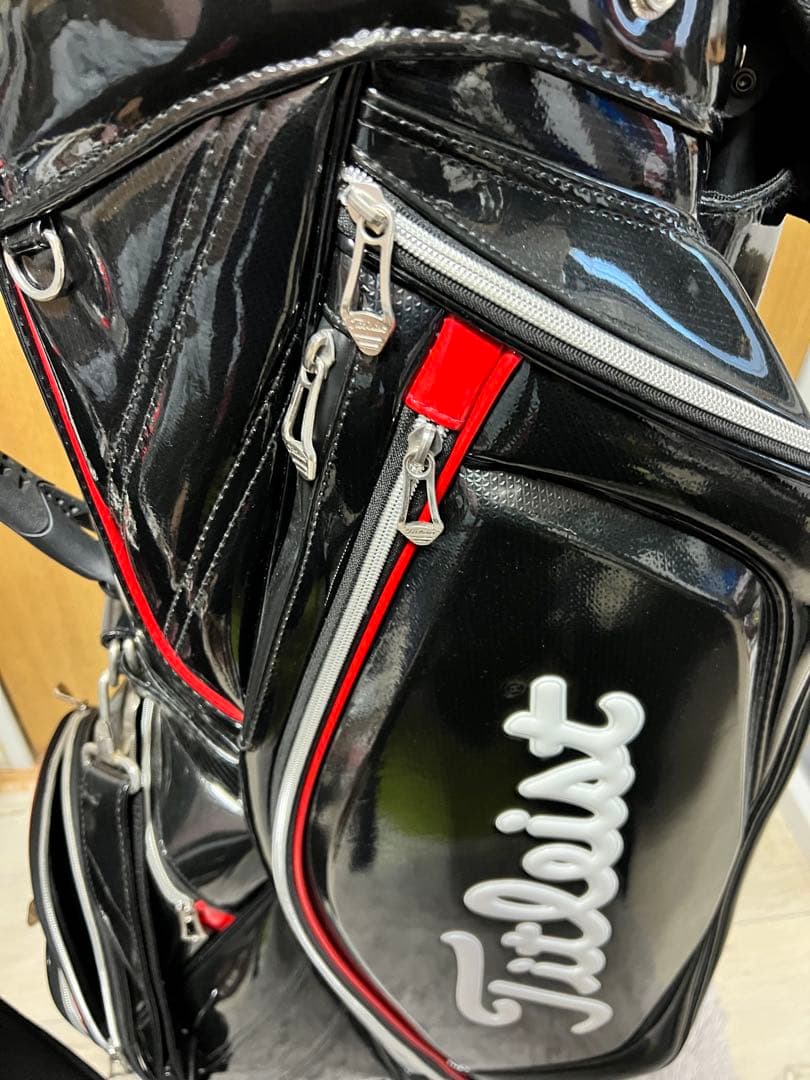 美品 Titleist ゴルフバッグ 黒/赤 エナメル