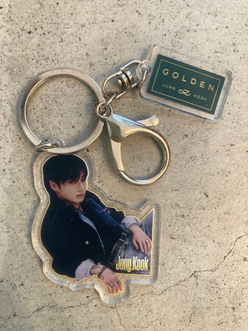 【韓国購入品】BTS ジョングク GOLDENキーホルダー カード