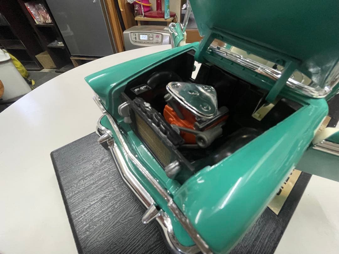 シボレー　ベルエア　1/18 箱あり　美品(1956) ダイキャストメタル