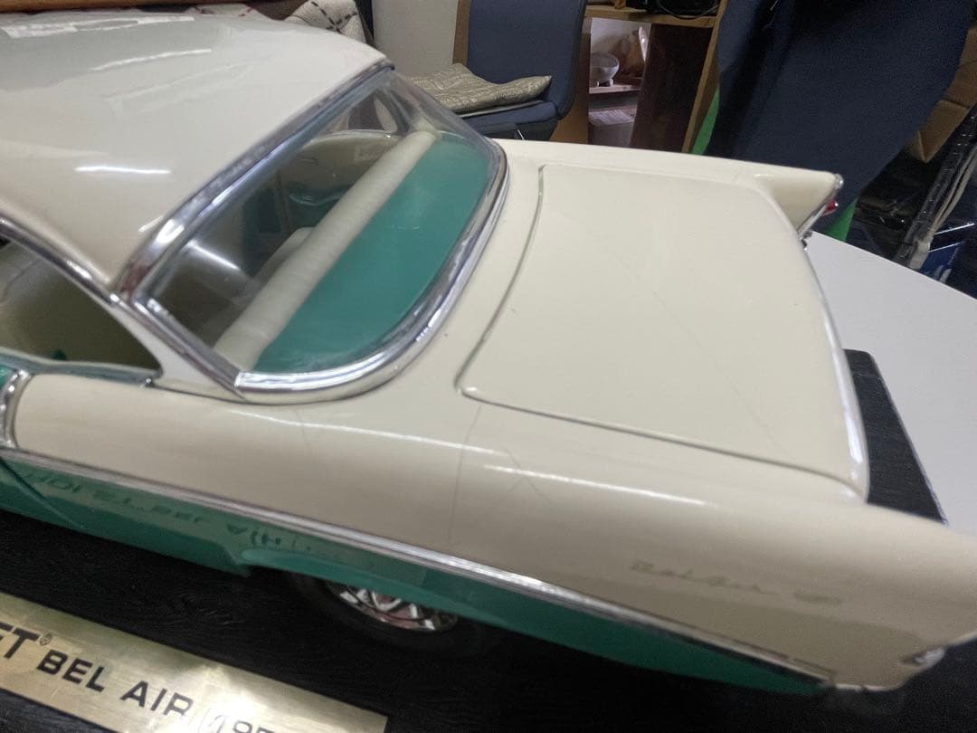 シボレー　ベルエア　1/18 箱あり　美品(1956) ダイキャストメタル