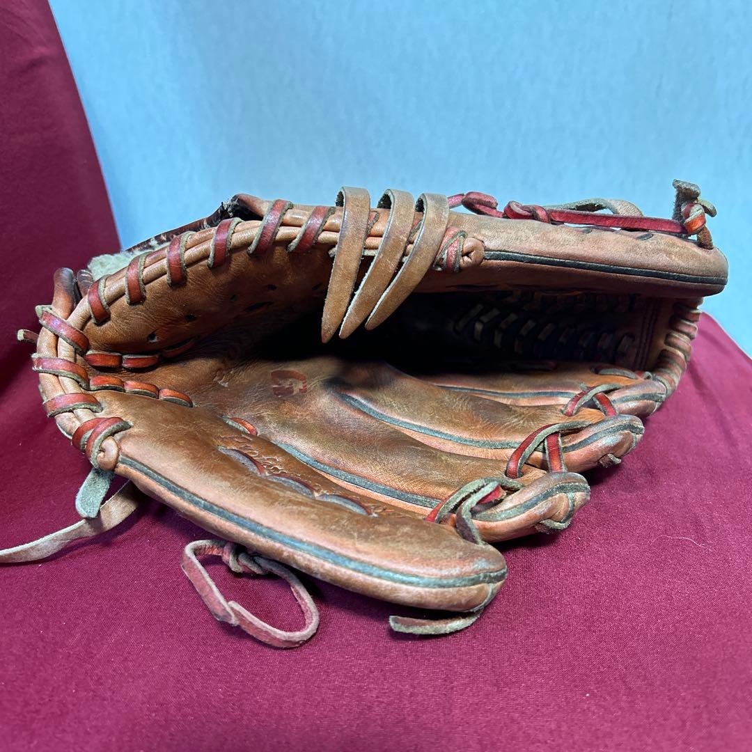 ハイゴールド硬式投手用グローブ