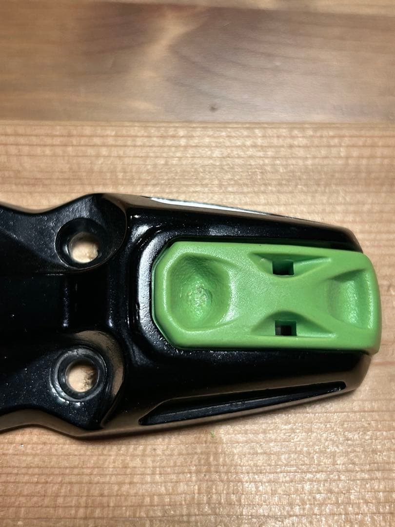  O1 テレマークビンディング MidStiff