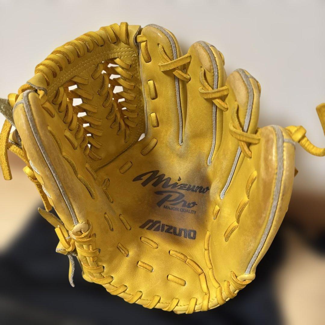 【美品】右投用 ミズノプロ グローブ 復刻版 Mラベル 軟式用