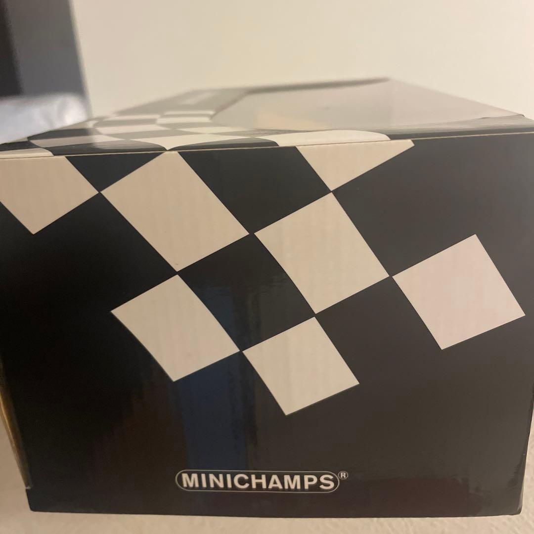 美品　未使用　1/18 ベネトンB191B 1992 M.ブランドルシューマッハ