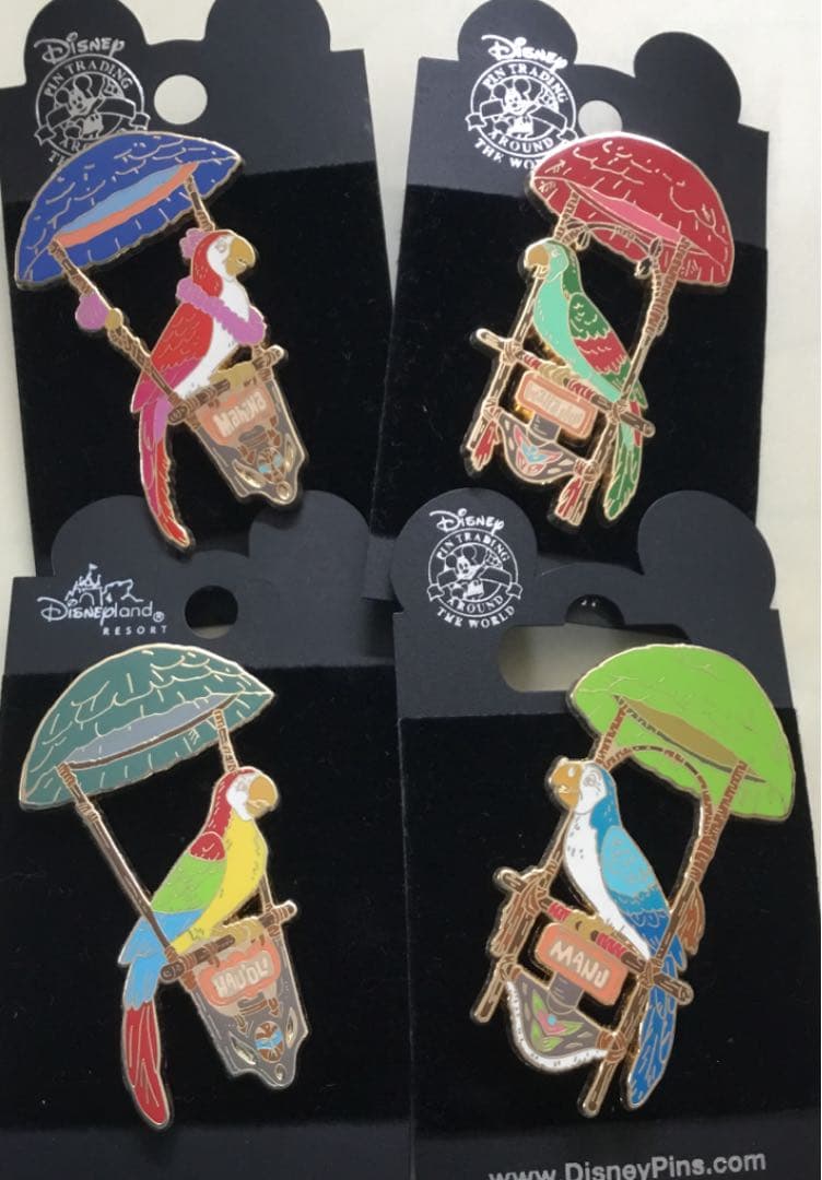 激レア　ディズニーランド　スティッチのアトラクションのピンバッジ　限定300