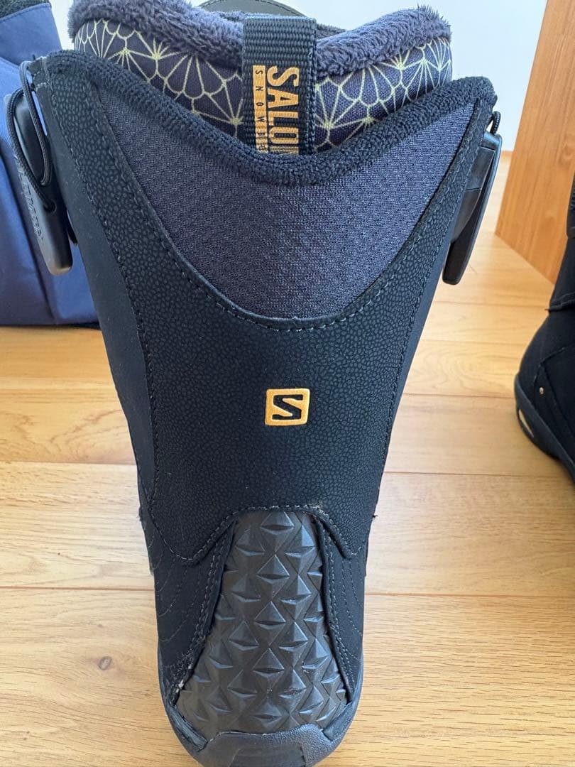 サロモン　スノーボードブーツ 女性用 ブラック　23.5