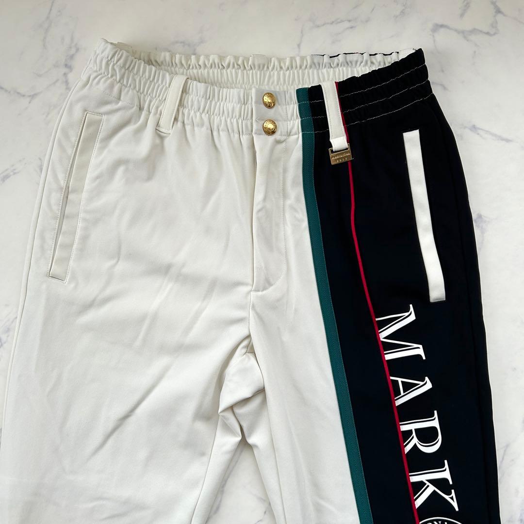 マークアンドロナ 2024年 ジョガーパンツ サイドロゴ ホワイト ゴールド金具