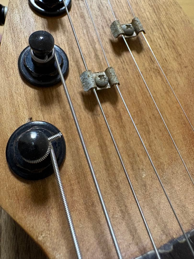 エレキギター　ストラトタイプ