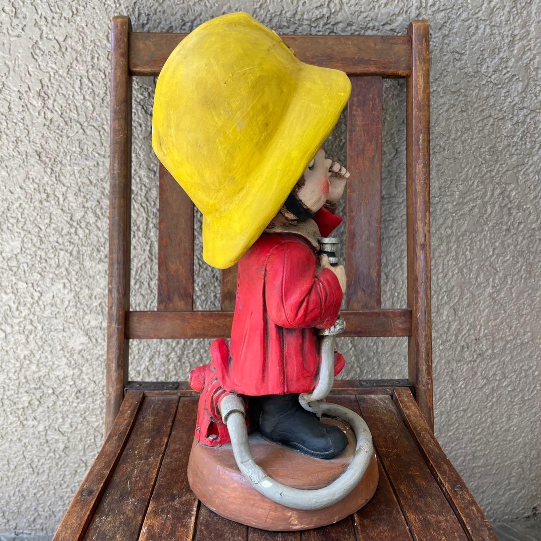 BIG！70s〜アメリカアンティーク　子供の消防士置物　USAヴィンテージ雑貨