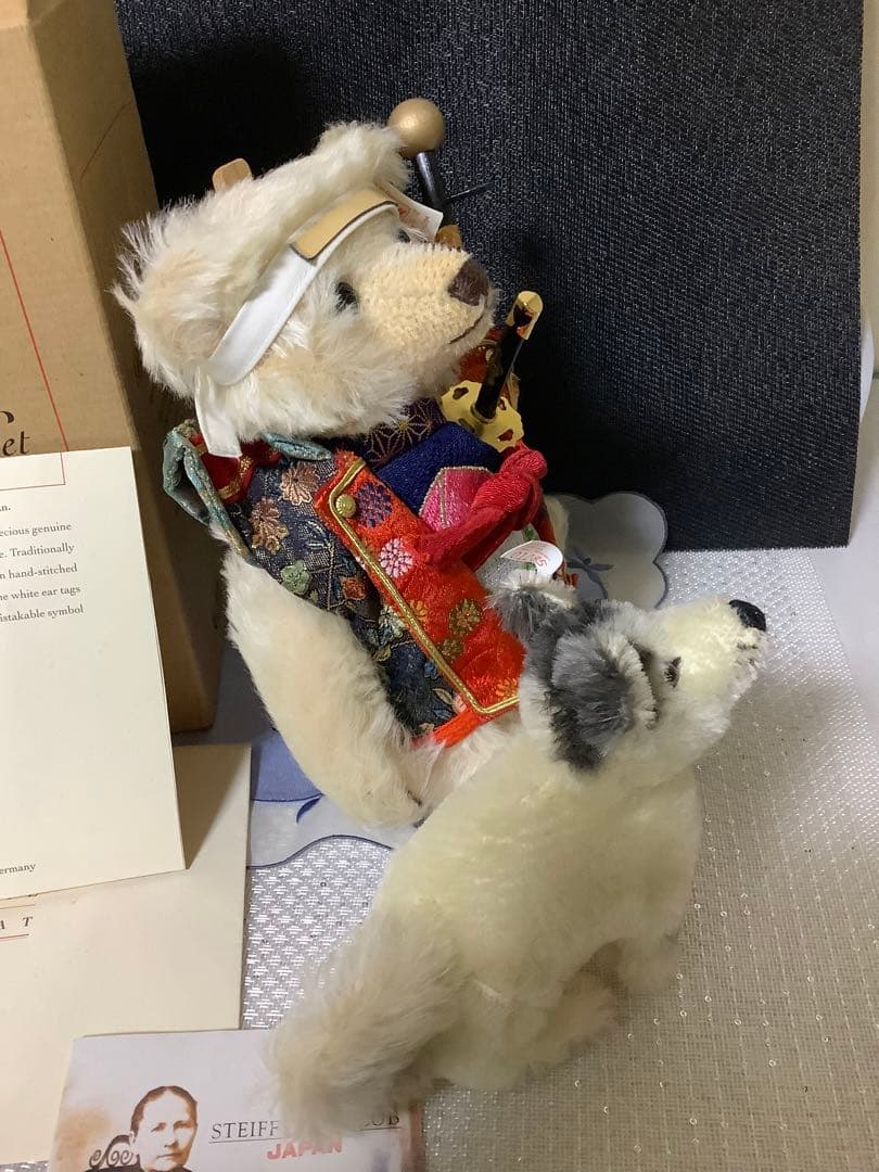 シュタイフSteiff Momotaro Bear and Dog Set限定品