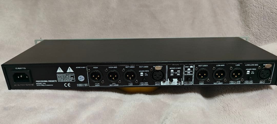 dbx 234XS チャンネルデバイダー クロスオーバー Crossover