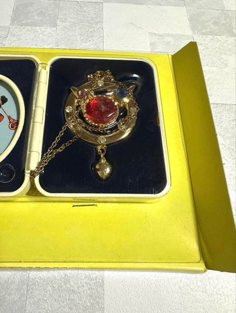 魔法少女　ちゅうかなぱいぱい！ ヘアーブレス、とってもすてきなペンダント　レトロ