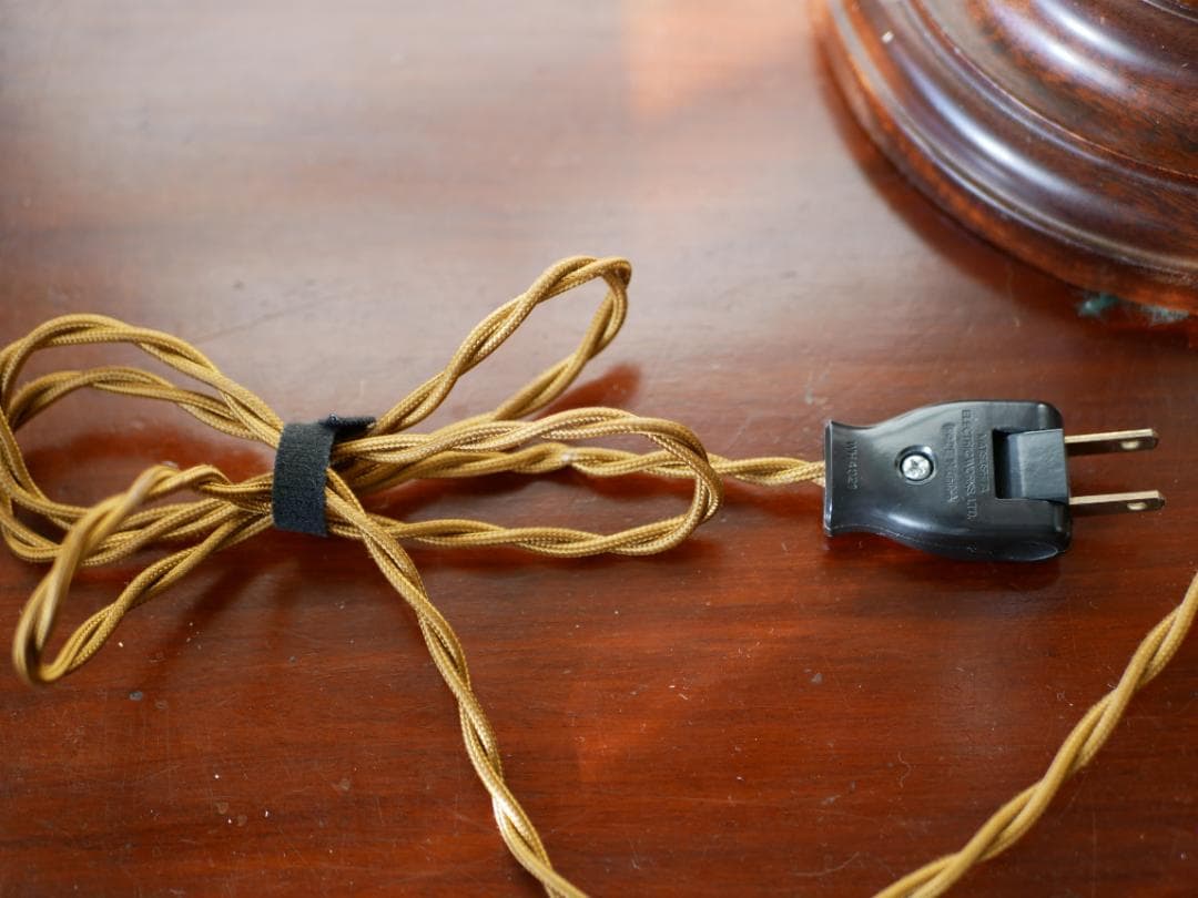 希少　イギリスアンティーク　ツイストのランプスタンド