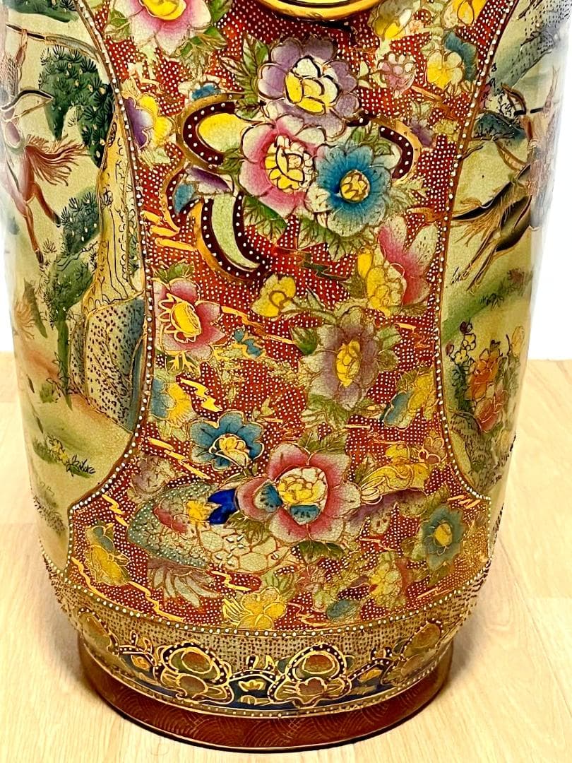 薩摩焼 大花瓶　鶴舞武士戦図　金彩耳双