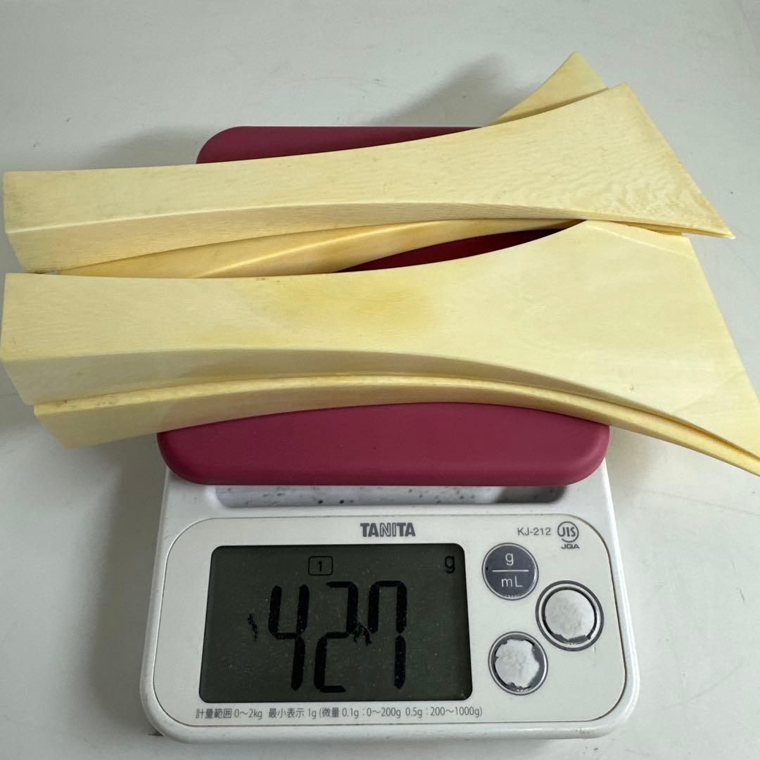 極上　バチ　4点　427g 東な8-0110①