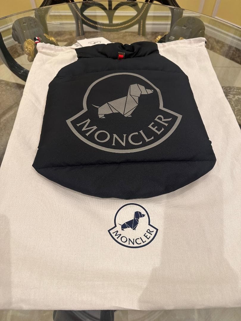 ◆新品未使用 MONCLER 犬用ダウンベスト 最新リバーシブルモデル◆