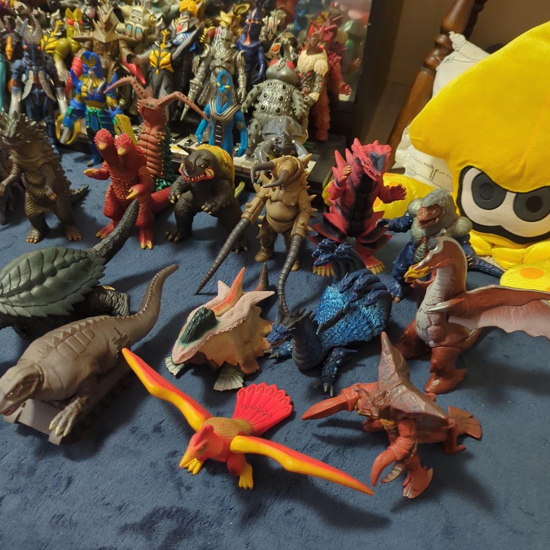 さ*ー様 ウルトラマンシリーズ 怪獣フィギュアセット 好きな10体まとめ売り
