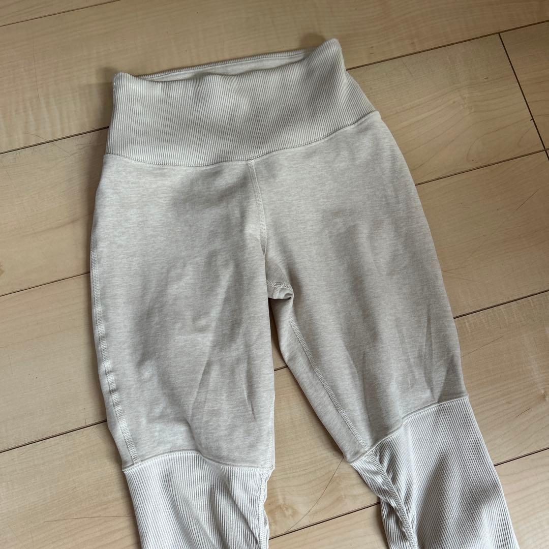 ヨガ・ピラティス Alo yoga XS