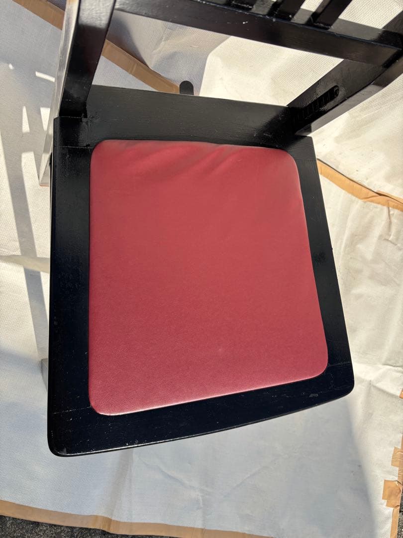 背もたれ付きピアノ椅子　足部フェルト付き　比較的きれい　NT