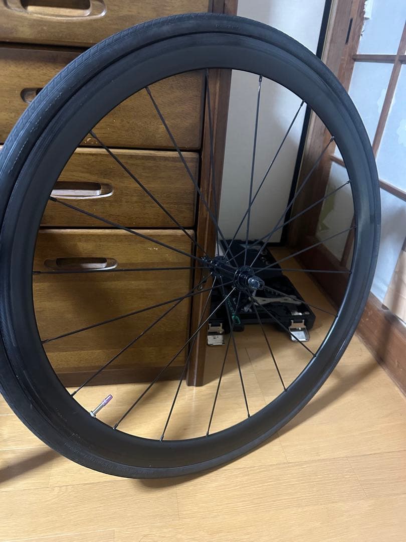 カーボンホイール　タイヤセット クイックリリース付き