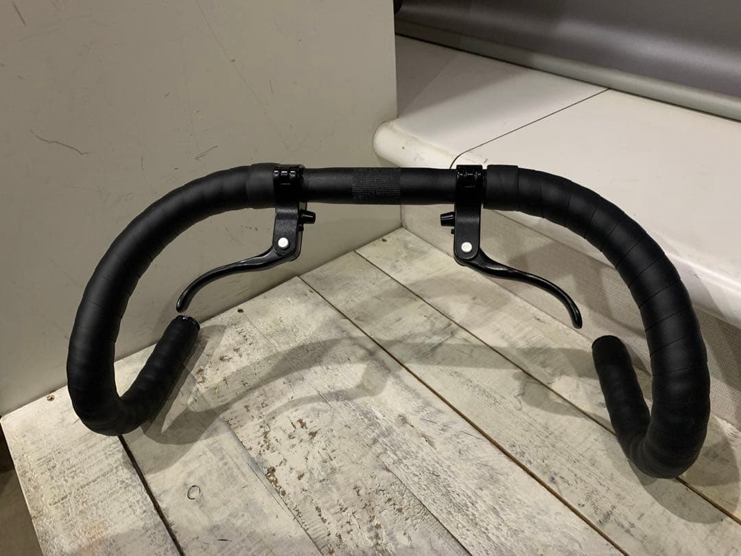 ◆FUJI（フジ）ピスト完成車外し品（ドロップハンドル＋ブレーキレバー）