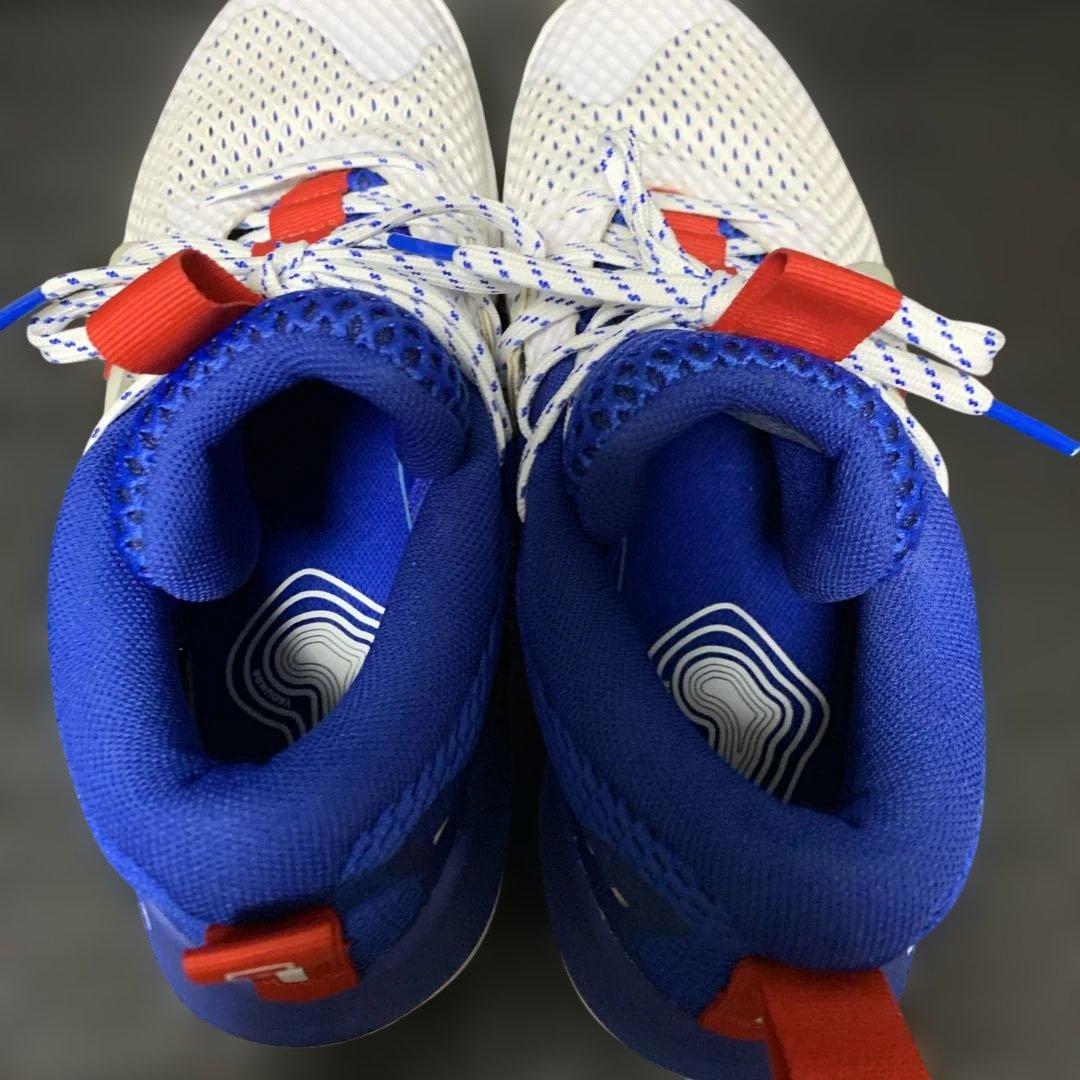 アンダーアーマー　エンビード1 27センチ