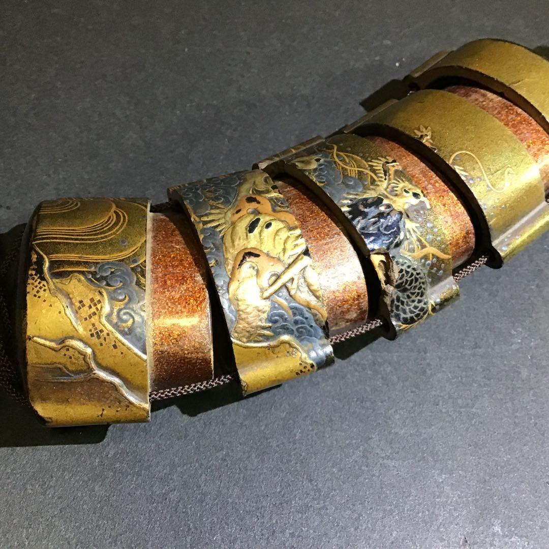 金高盛蒔絵　昇龍絵印籠　江戸期