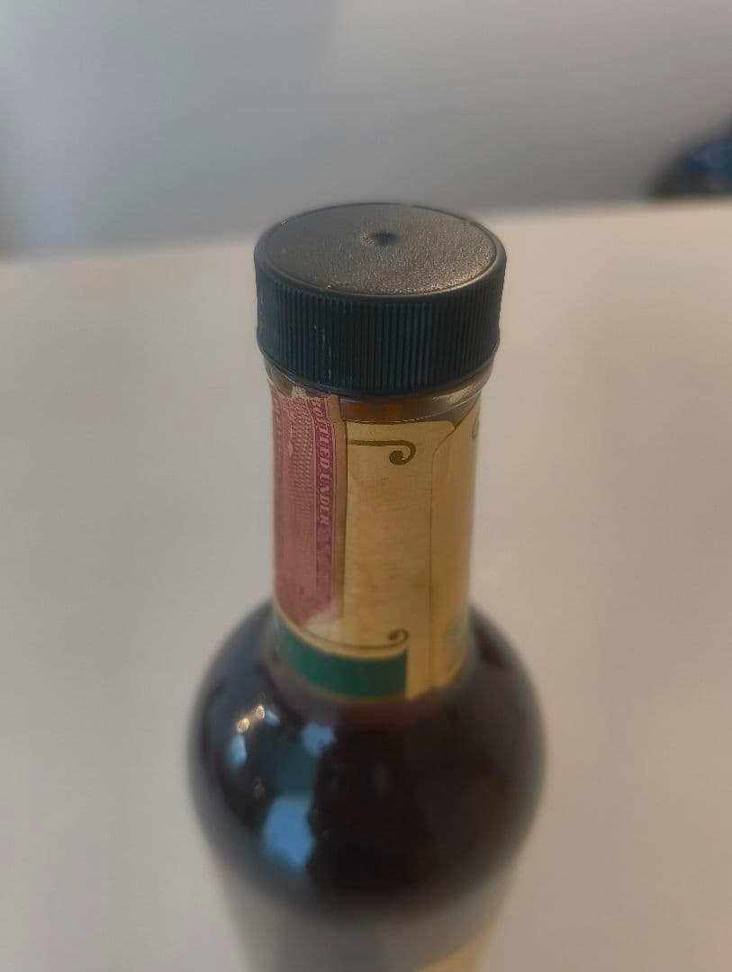 Four Roses 　特級 フォアローゼズ 6年　43度