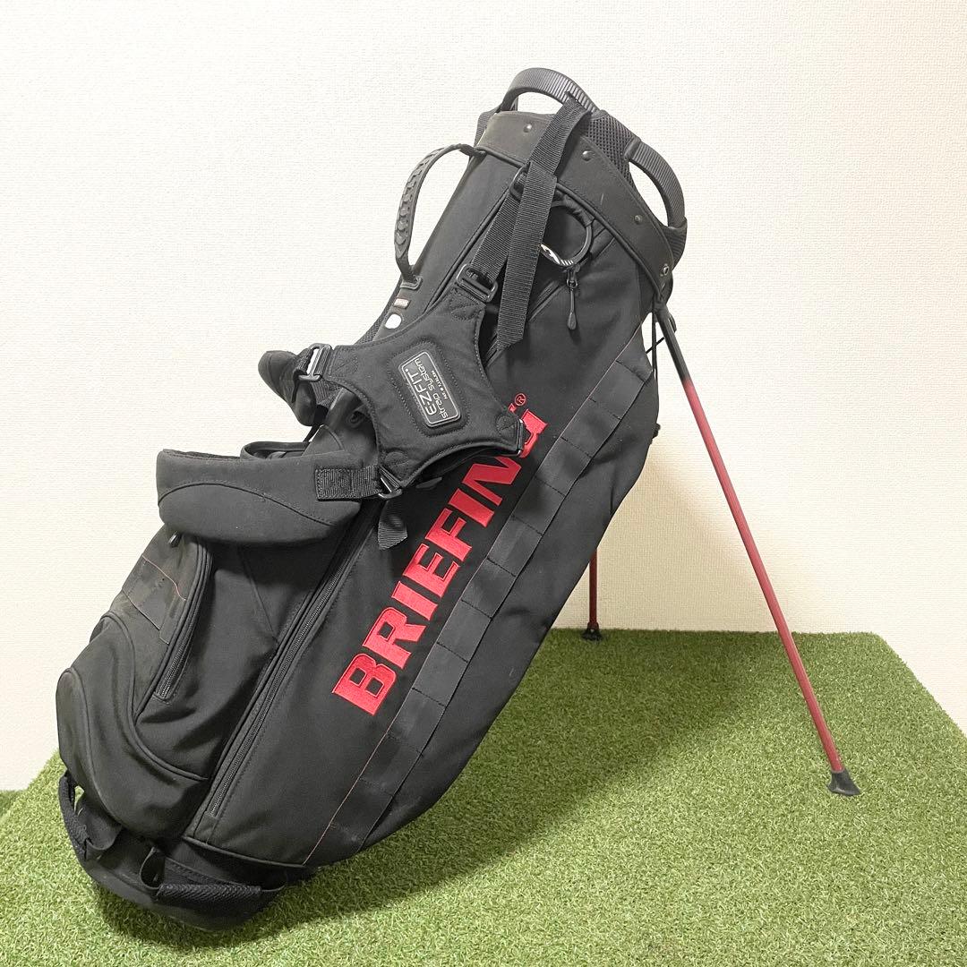 大人気！ブリーフィング　キャディバッグ　CR-2　4分割　スタンド式　軽量　黒