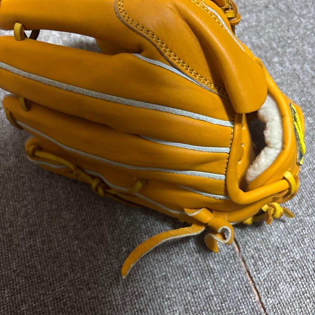 リンドスポーツ硬式投手用グラブ