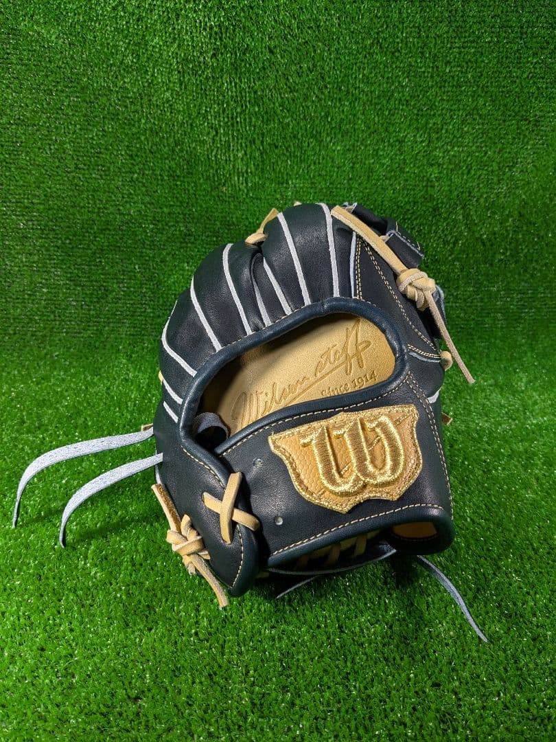 ウィルソン　硬式　外野手用　D8型　WBW102317　日本製　吉田正尚モデル