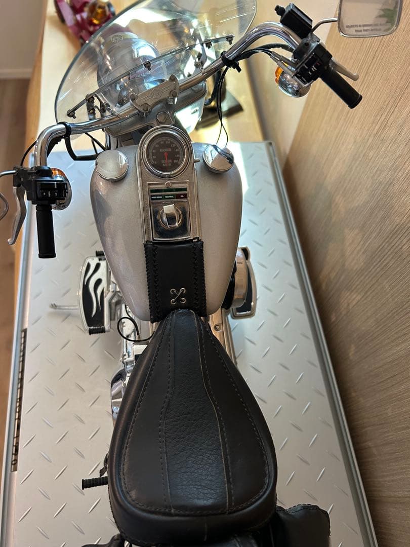 ディアゴスティーニ FAT BOY ハーレーダビッドソン 1/4 模型