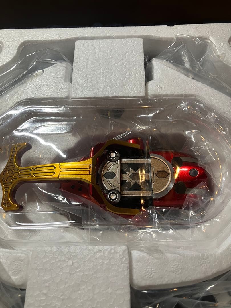 仮面ライダーカブト　CSMカブトゼクターver1 DXダークカブトゼクター付き