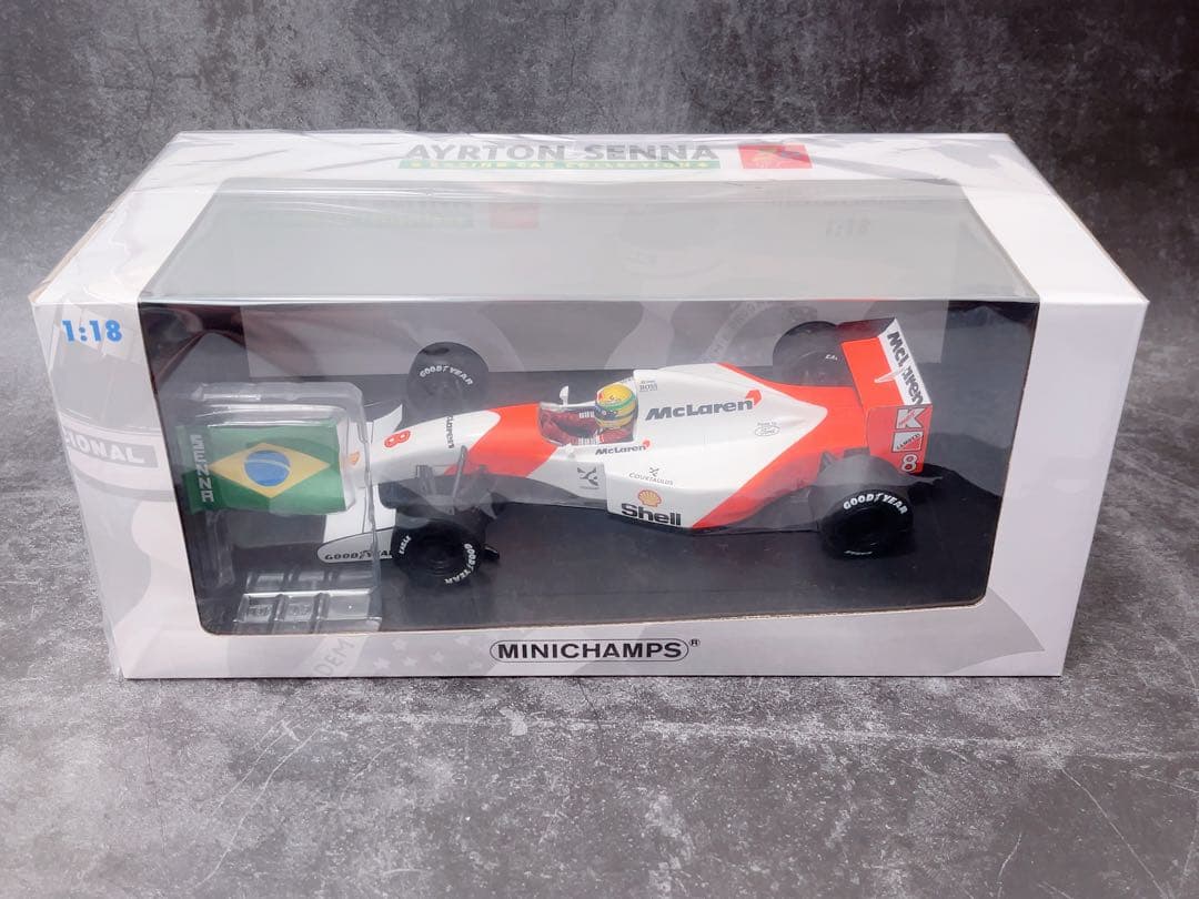ブラジル別注 1/18 マクラーレン MP4/8 セナ1993 セナコレ