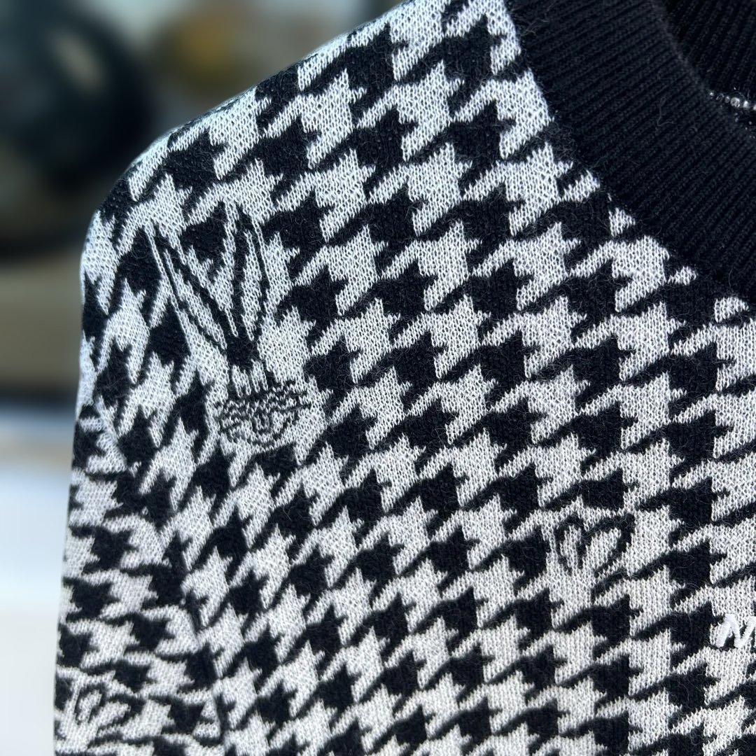 MASTER BUNNY EDITION セーター5号