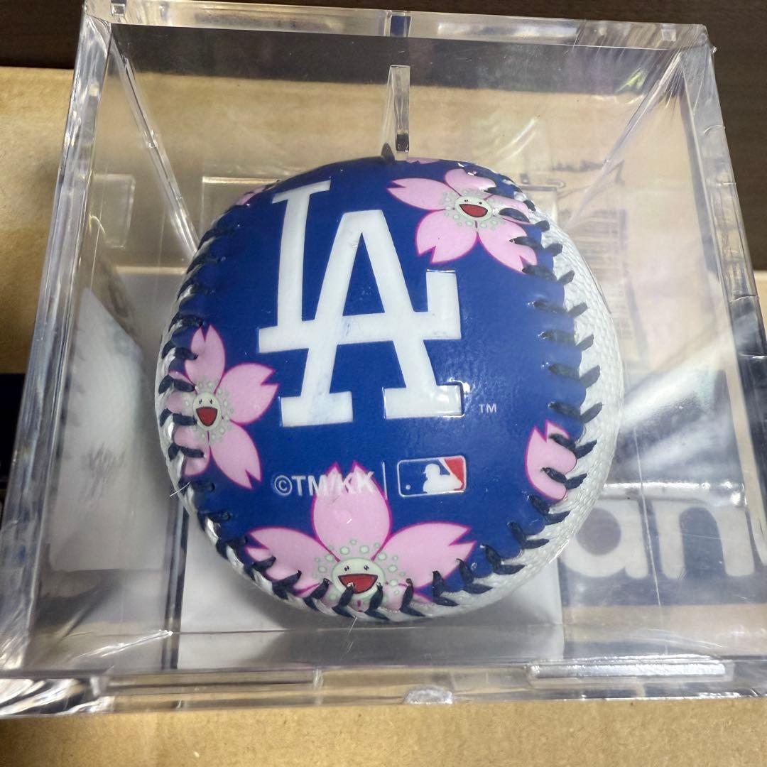 【たつ様】村上隆×MLB TOKYO SERIESレプリカボール　ドジャース