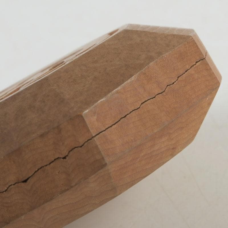 茶道具　法隆寺金堂古材　神獣刻　香合　在銘　書付共箱　V　9260