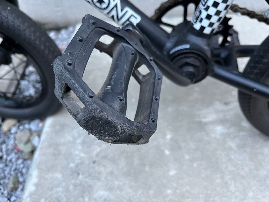 ダーカスワンDURCUS ONE 12インチ BMX