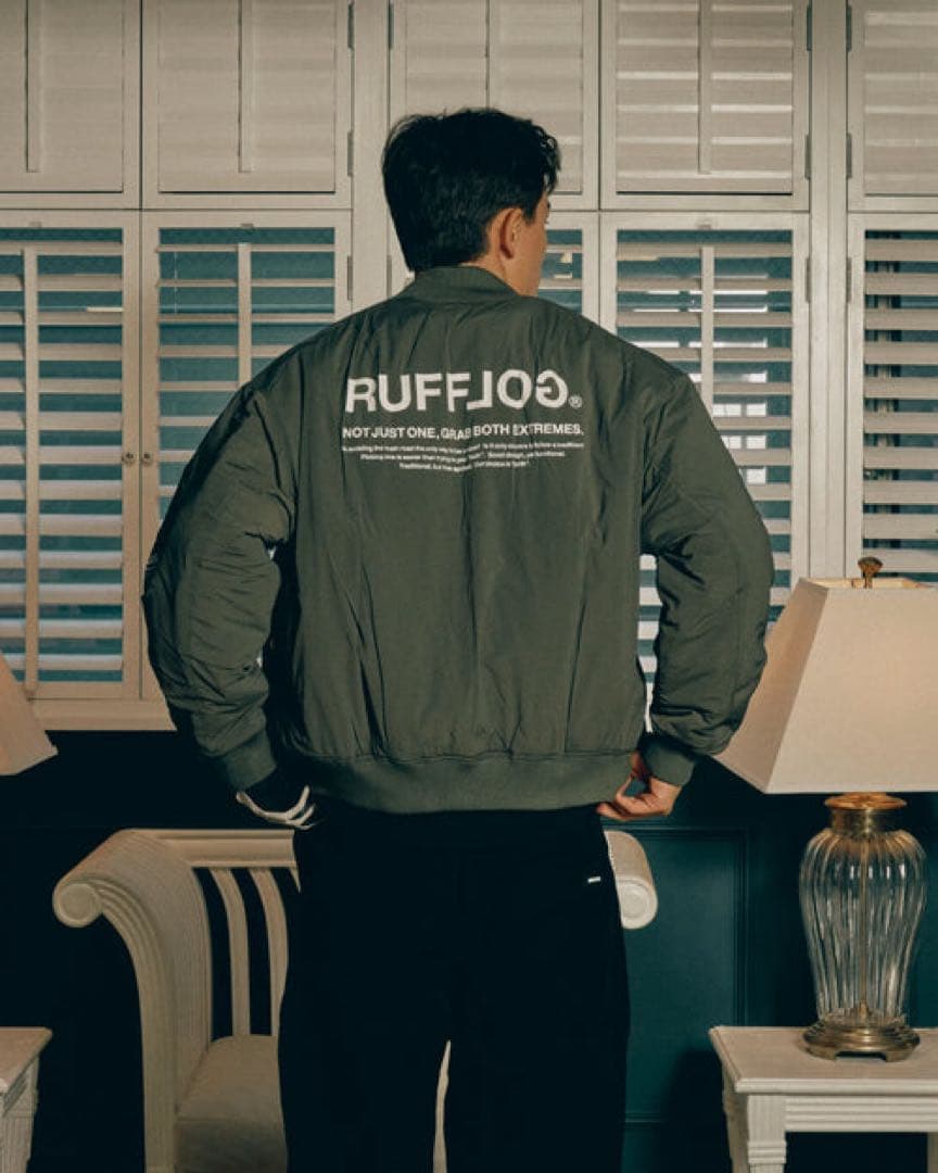 訳あり専用　ラフログ　ラフロッグ　軽量パファースタジアムジャケット　M