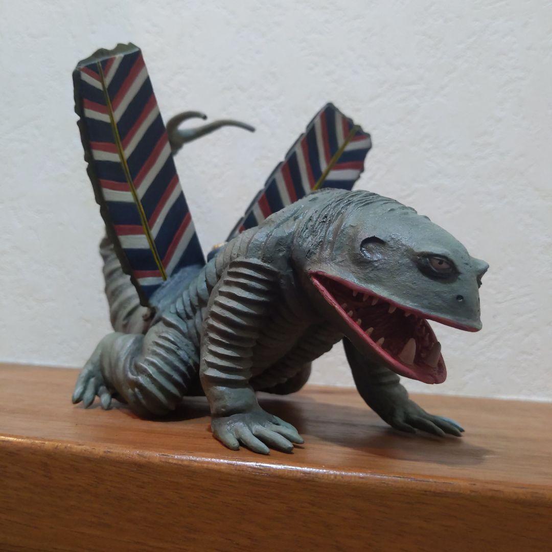 ウルトラマン 毒ガス怪獣 ケムラー レジン製ガレージキット個人製作塗装済 完成品