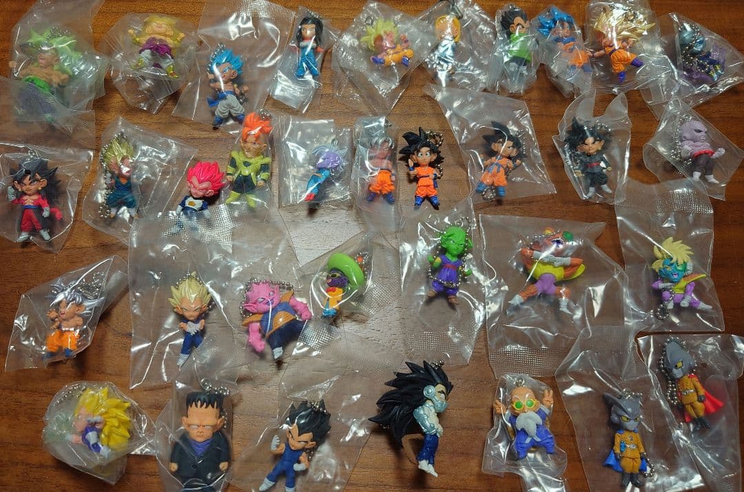 ドラゴンボール　UDM　ガチャ　キーホルダー　コンプリート　大量　HG DG