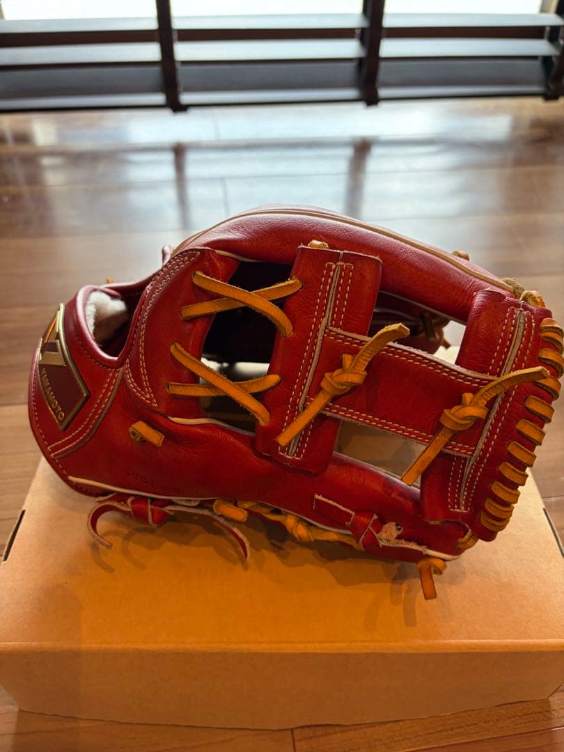 山本グラブスタジオ　内野手硬式用　YAMAMOTO