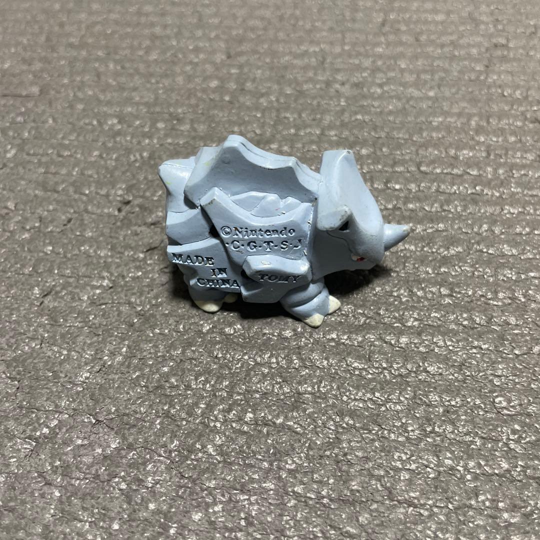 プロフ必読　ポケモン　モンコレ　ベロリンガ　サイホーン　メタモン　3体セット