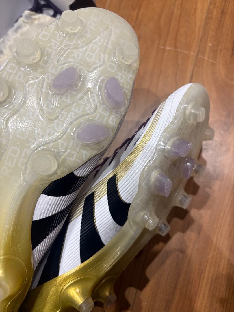 極美品 プレデター エリート HG/AG 26.5cm アディダス JR4489