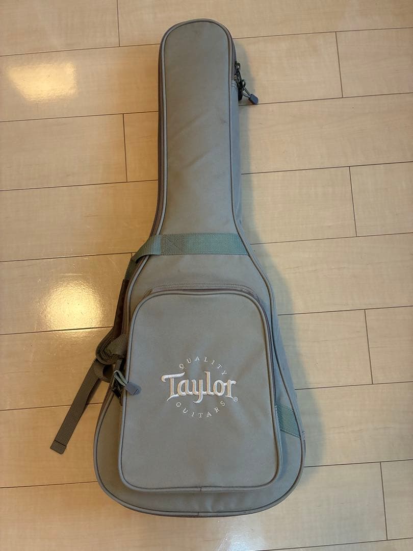 Taylor Baby Taylor アコースティックギター ケース付き