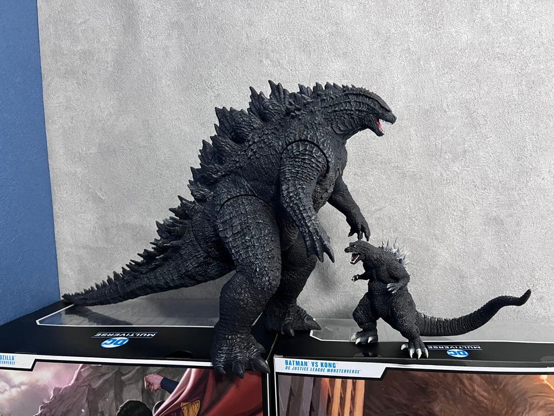 マクファーレントイズ　DCマルチバース　ゴジラ vs コング　アメコミフィギュア
