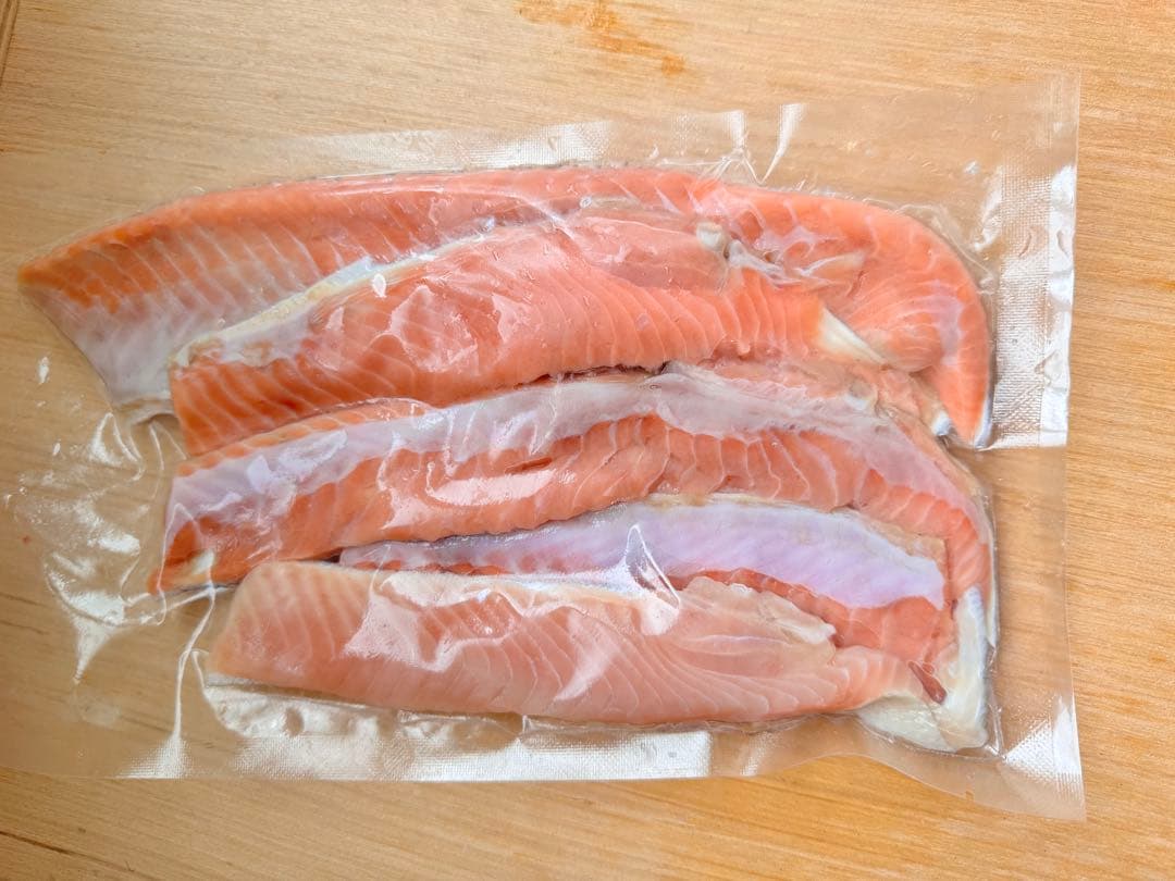 うらん　鮭ハラス　3キロ✖️3箱