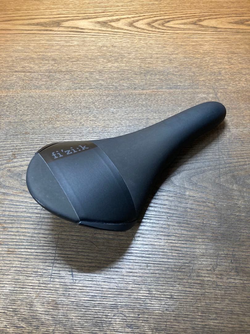 ■fi'zi:k：ALIANTE R1 サドル