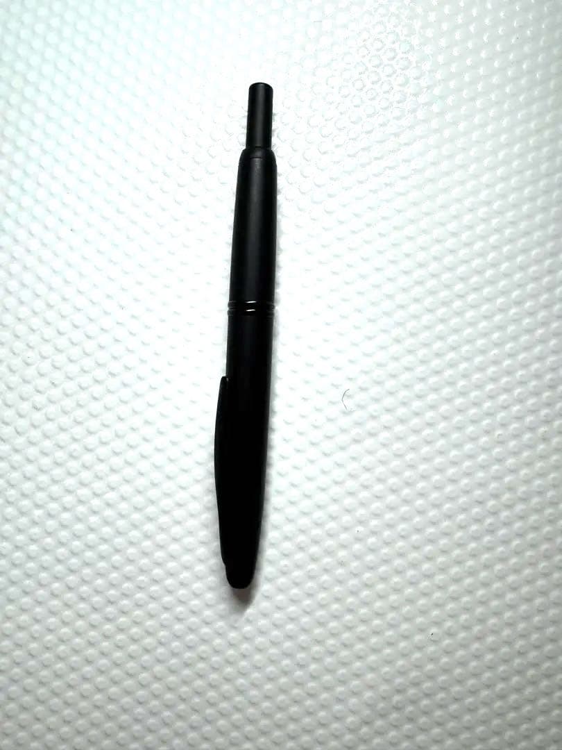 ほぼ日のキャップレス万年筆　オールマットブラック　パイロット製