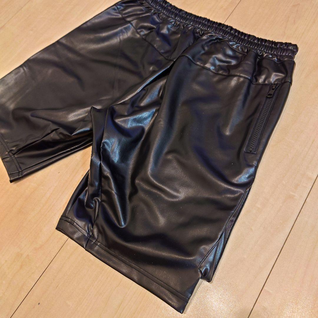 新品 1PIU1UGUALE3 SPORT スポーツレザーショートパンツ